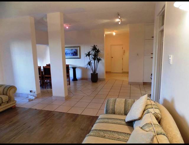 3 BEDROOM APARTMENT RENTED IN SUMMERSTRAND